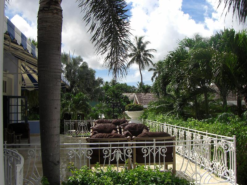 CIMG0004.JPG - Our morning coffee and paper area