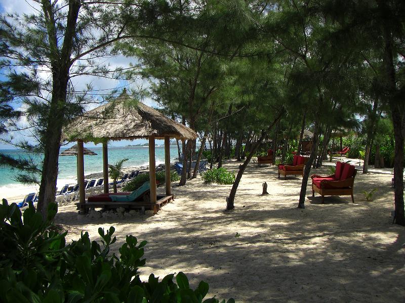 CIMG0032.JPG - Beach on the private island