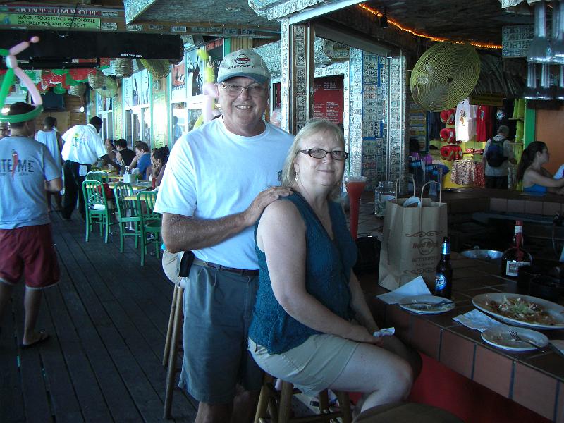 CIMG0053.JPG - Nachos, beer and Senor Frog's