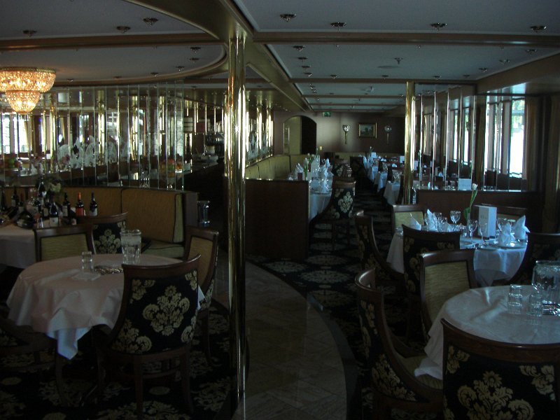 CIMG0101.JPG - Dining room on the Swiss Jewel