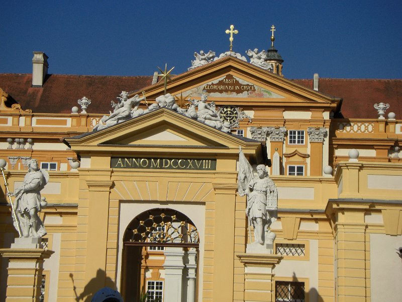 CIMG0106.JPG - The Abbey.