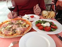 IMG 0353  Lunch is served.